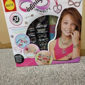 Alex Infinity Jewelry Set